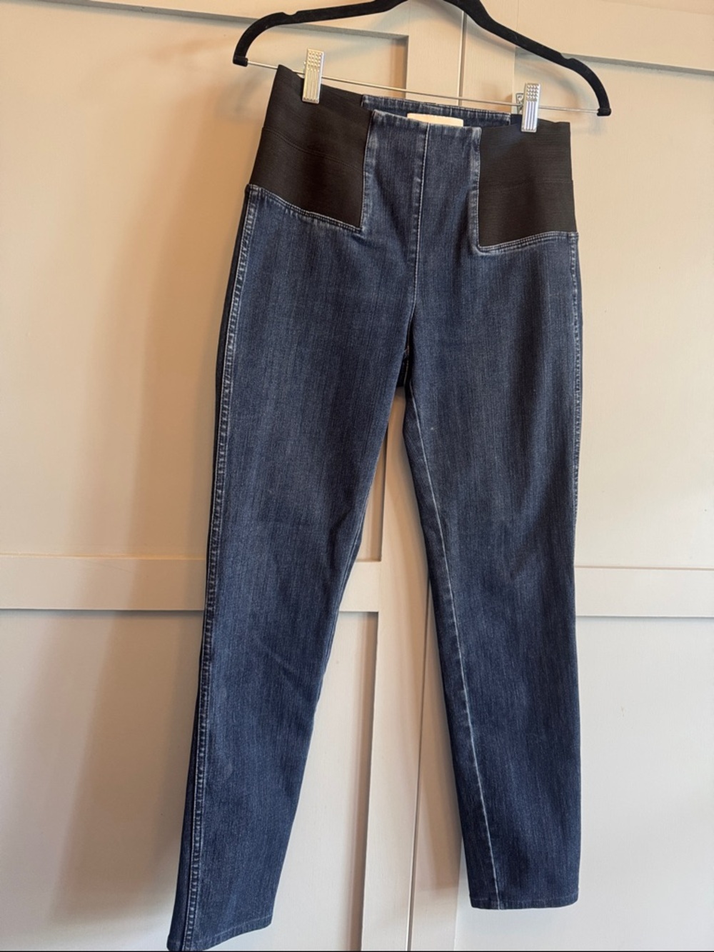 Lafayette 148 New York Dark Blue Denim Jeggings with Black Waist Panel
